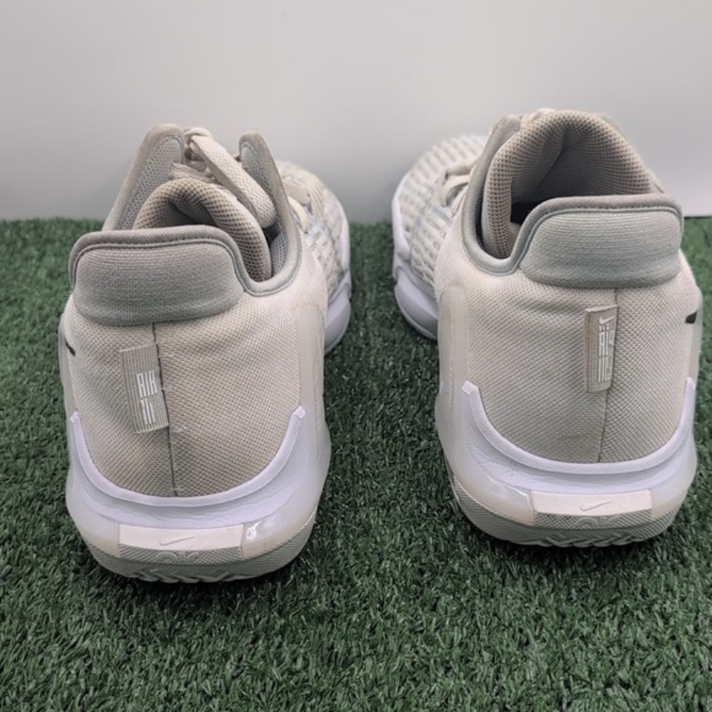 Nike Lebron Witness 6 Men's Size 15 Basketball Sneakers Daily Walking White Gray - Picture 9 of 16
